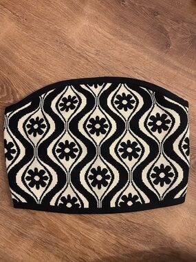 NWT Finders Keepers Black White Jacquard Bandeau Top Strapless Knit Crop